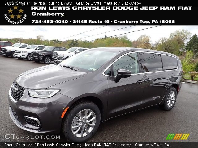 2023 Chrysler Pacifica Touring L AWD in Granite Crystal Metallic