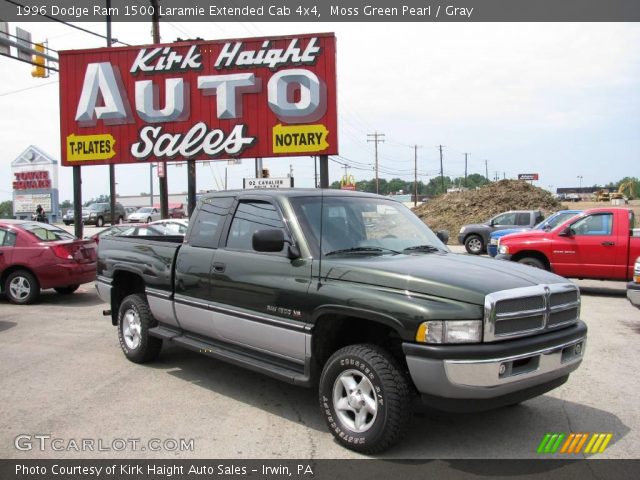 1996 Dodge Ram 1500 Laramie Extended Cab 4x4 in Moss Green Pearl