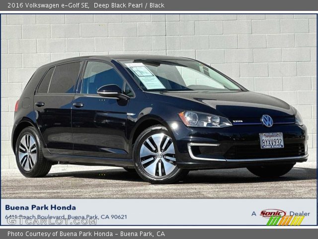 2016 Volkswagen e-Golf SE in Deep Black Pearl