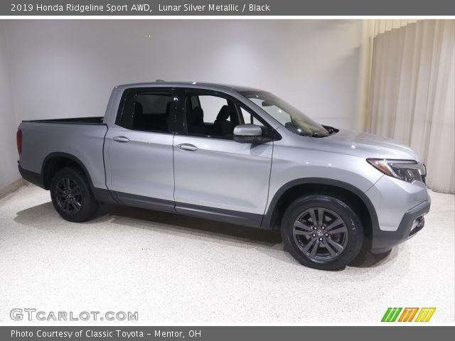 2019 Honda Ridgeline Sport AWD in Lunar Silver Metallic