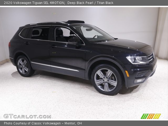 2020 Volkswagen Tiguan SEL 4MOTION in Deep Black Pearl