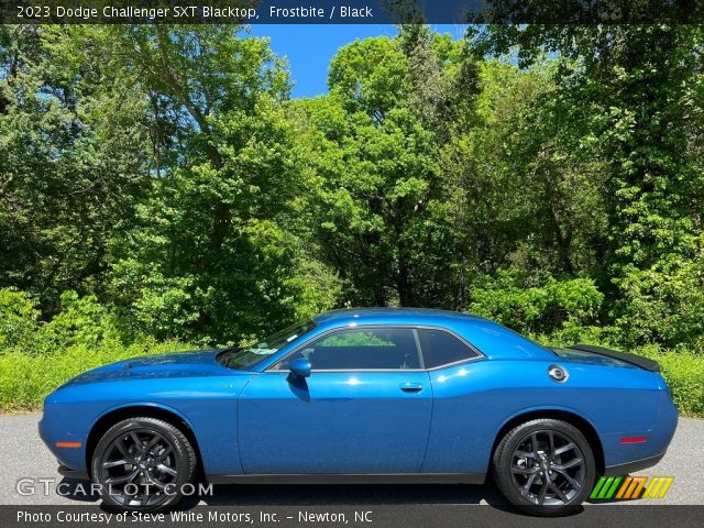 2023 Dodge Challenger SXT Blacktop in Frostbite