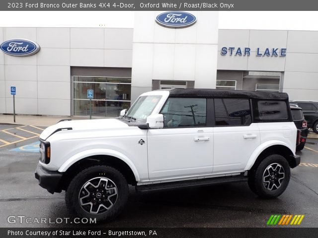 2023 Ford Bronco Outer Banks 4X4 4-Door in Oxford White