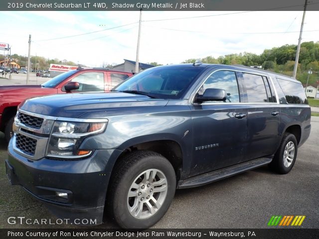 2019 Chevrolet Suburban LT 4WD in Shadow Gray Metallic