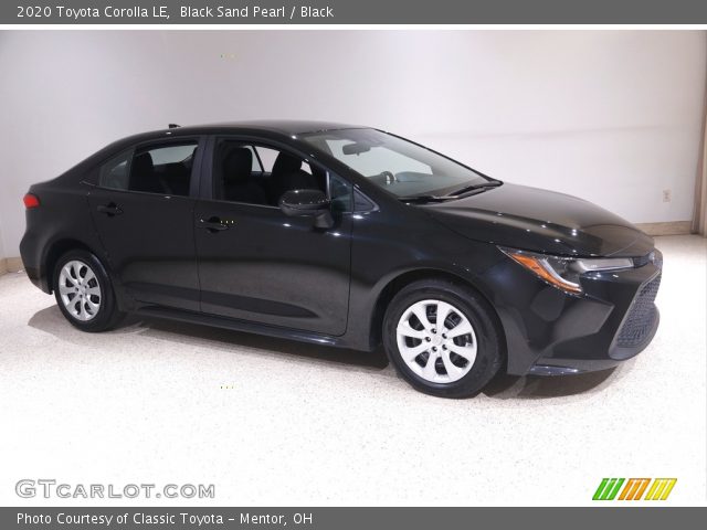 2020 Toyota Corolla LE in Black Sand Pearl