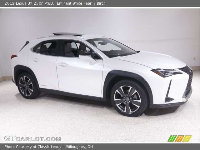 2019 Lexus UX 250h AWD in Eminent White Pearl
