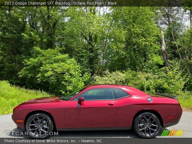 2023 Dodge Challenger SXT Blacktop in Octane Red Pearl