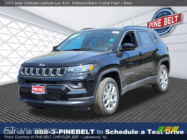 2023 Jeep Compass Latitude Lux 4x4 in Diamond Black Crystal Pearl