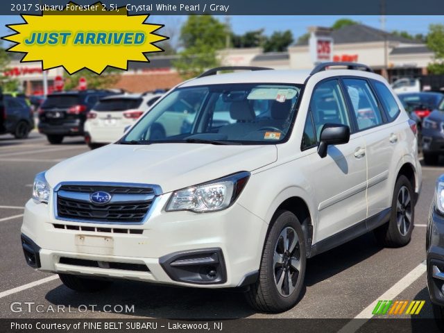 2017 Subaru Forester 2.5i in Crystal White Pearl