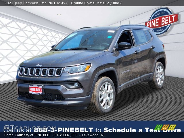 2023 Jeep Compass Latitude Lux 4x4 in Granite Crystal Metallic