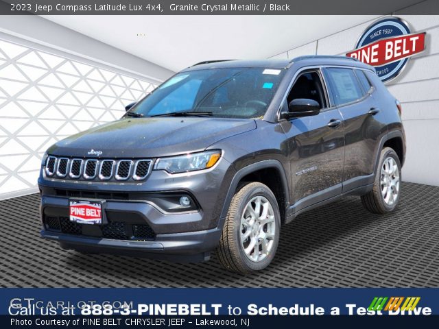 2023 Jeep Compass Latitude Lux 4x4 in Granite Crystal Metallic