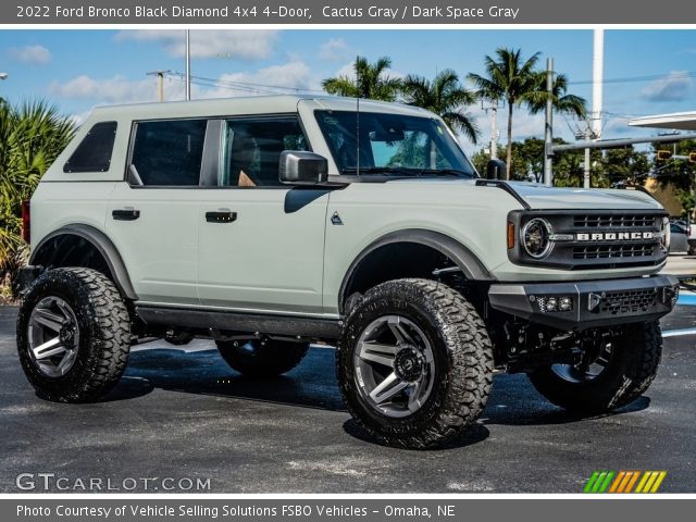 2022 Ford Bronco Black Diamond 4x4 4-Door in Cactus Gray