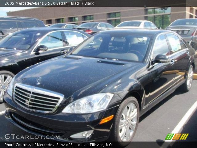 2009 Mercedes-Benz S 550 Sedan in Black