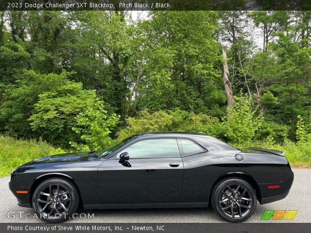 2023 Dodge Challenger SXT Blacktop in Pitch Black