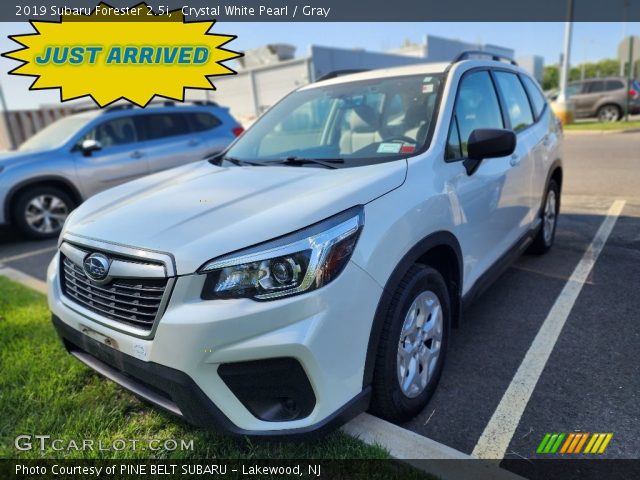 2019 Subaru Forester 2.5i in Crystal White Pearl