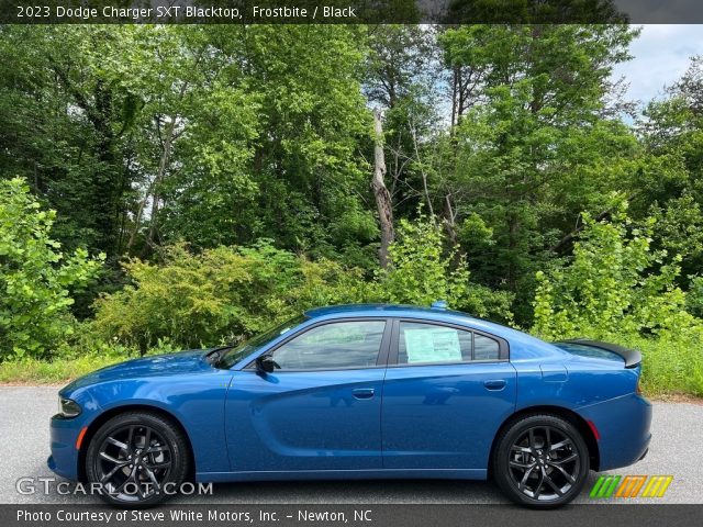 2023 Dodge Charger SXT Blacktop in Frostbite