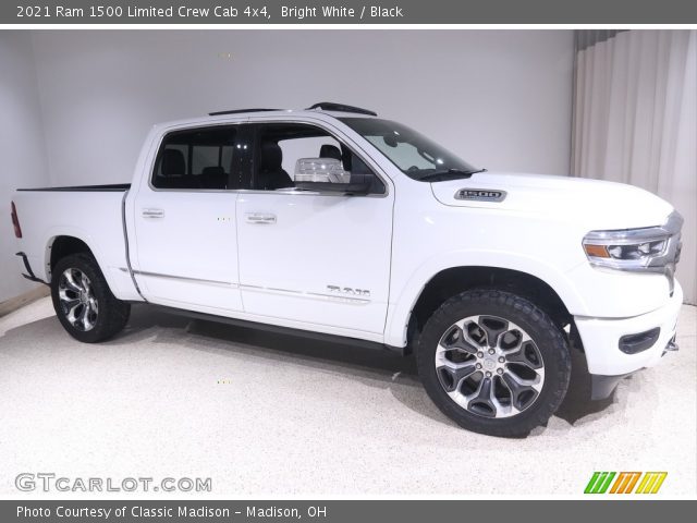 2021 Ram 1500 Limited Crew Cab 4x4 in Bright White