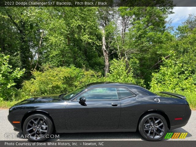 2023 Dodge Challenger SXT Blacktop in Pitch Black