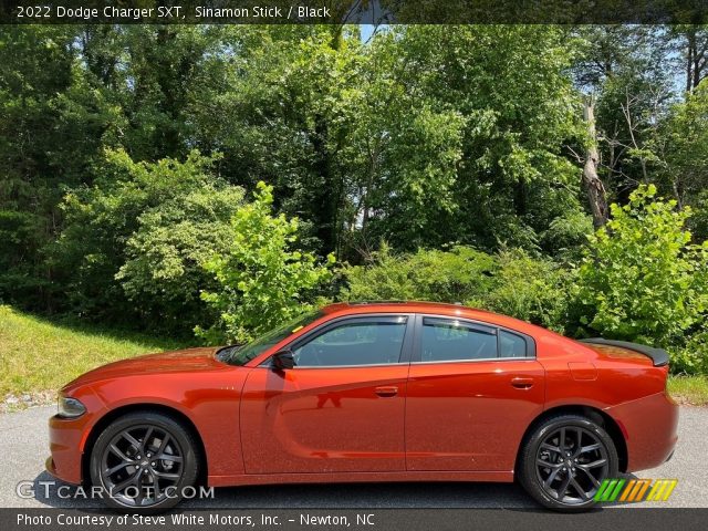 2022 Dodge Charger SXT in Sinamon Stick