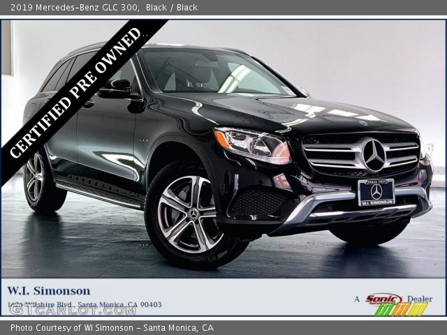 2019 Mercedes-Benz GLC 300 in Black