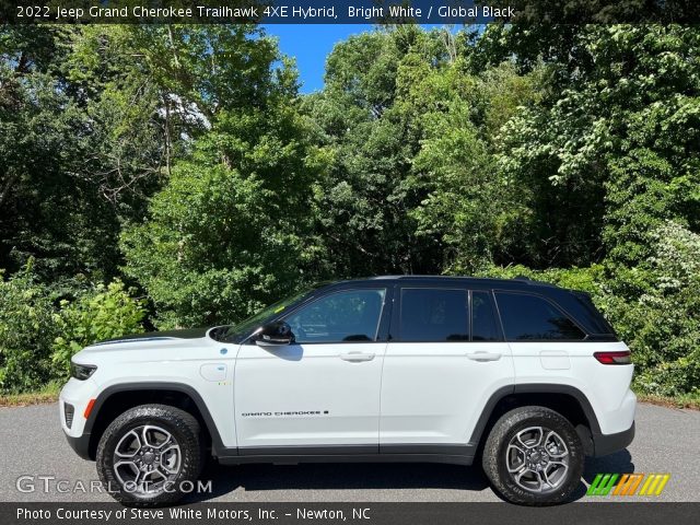 2022 Jeep Grand Cherokee Trailhawk 4XE Hybrid in Bright White