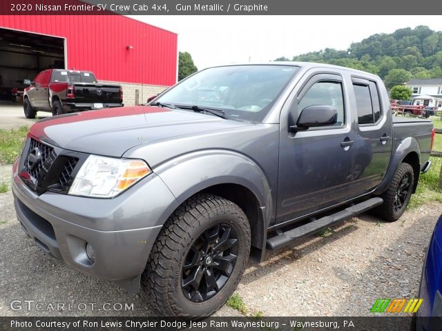 2020 Nissan Frontier SV Crew Cab 4x4 in Gun Metallic