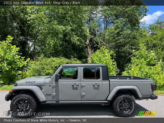 2023 Jeep Gladiator Willys 4x4 in Sting-Gray