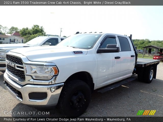 2021 Ram 3500 Tradesman Crew Cab 4x4 Chassis in Bright White