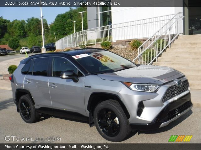 2020 Toyota RAV4 XSE AWD Hybrid in Silver Sky Metallic