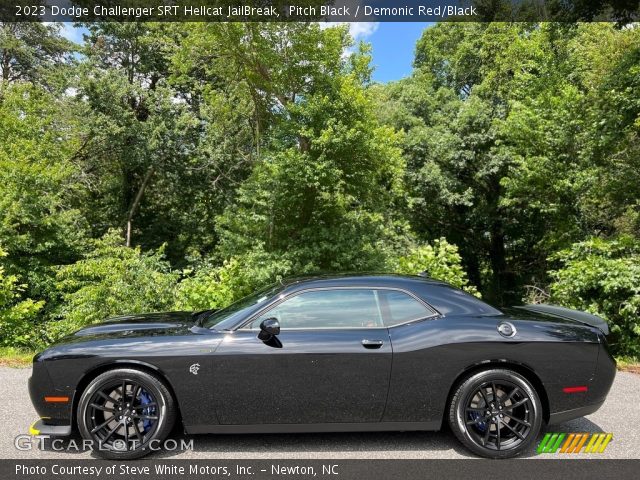 2023 Dodge Challenger SRT Hellcat JailBreak in Pitch Black