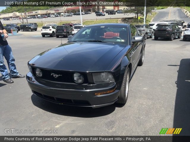 2005 Ford Mustang GT Premium Coupe in Black