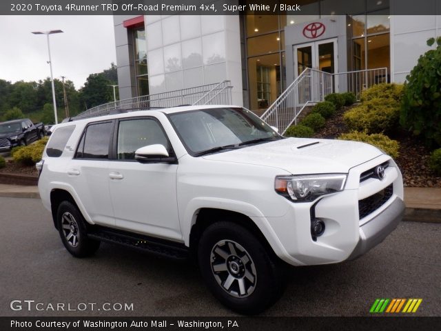 2020 Toyota 4Runner TRD Off-Road Premium 4x4 in Super White