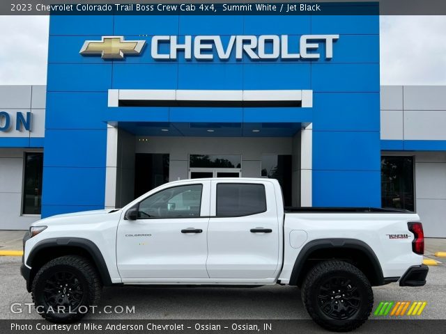 2023 Chevrolet Colorado Trail Boss Crew Cab 4x4 in Summit White