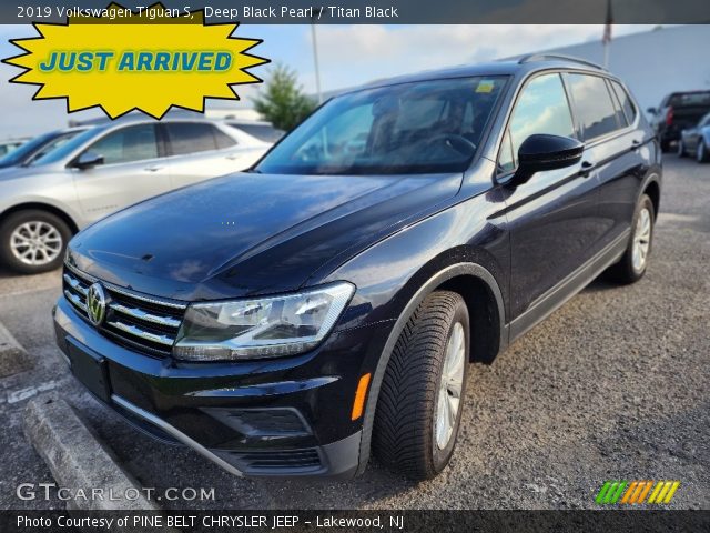 2019 Volkswagen Tiguan S in Deep Black Pearl