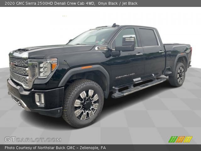 2020 GMC Sierra 2500HD Denali Crew Cab 4WD in Onyx Black
