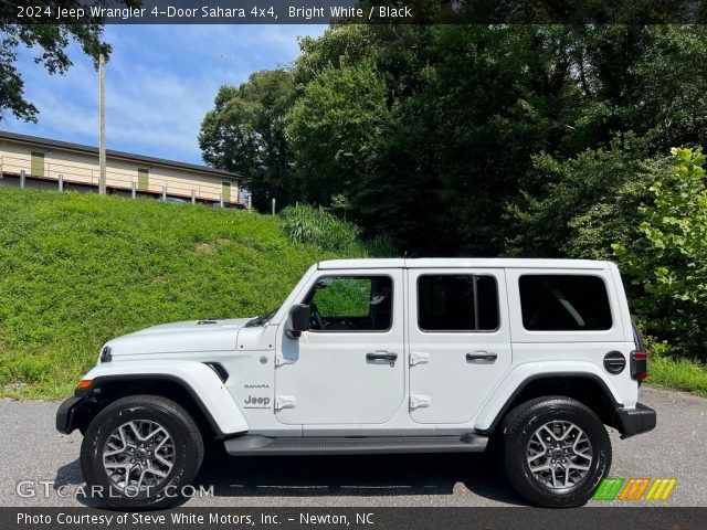 2024 Jeep Wrangler 4-Door Sahara 4x4 in Bright White