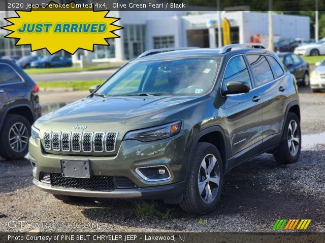 2020 Jeep Cherokee Limited 4x4 in Olive Green Pearl