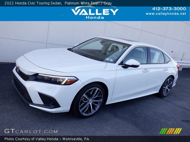 2022 Honda Civic Touring Sedan in Platinum White Pearl