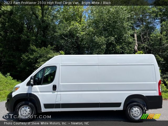 2023 Ram ProMaster 2500 High Roof Cargo Van in Bright White
