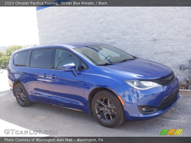 2020 Chrysler Pacifica Touring in Ocean Blue Metallic