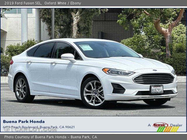 2019 Ford Fusion SEL in Oxford White