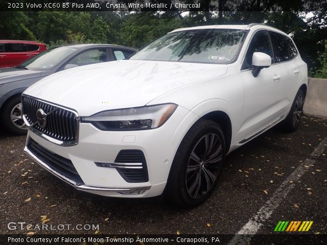 2023 Volvo XC60 B5 Plus AWD in Crystal White Metallic