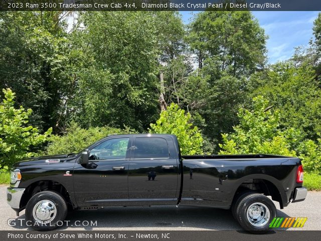 2023 Ram 3500 Tradesman Crew Cab 4x4 in Diamond Black Crystal Pearl