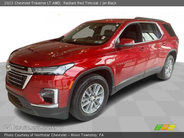 2023 Chevrolet Traverse LT AWD in Radiant Red Tintcoat