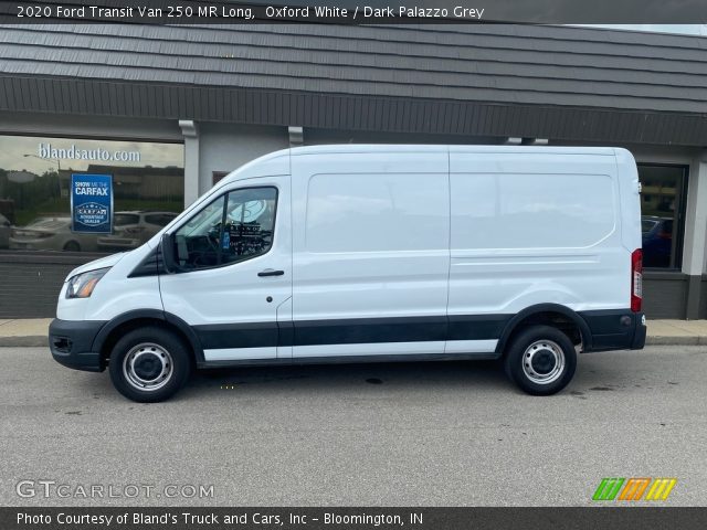 2020 Ford Transit Van 250 MR Long in Oxford White