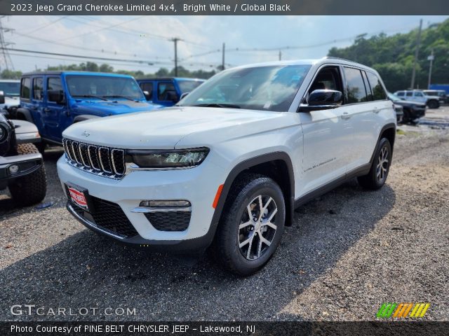 2023 Jeep Grand Cherokee Limited 4x4 in Bright White