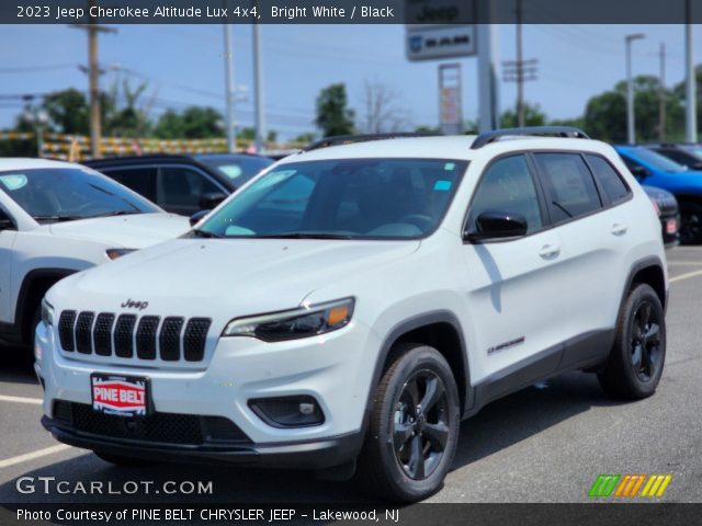 2023 Jeep Cherokee Altitude Lux 4x4 in Bright White