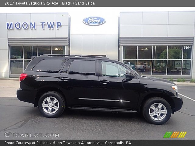 2017 Toyota Sequoia SR5 4x4 in Black