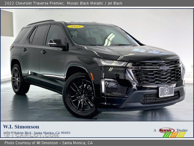 2022 Chevrolet Traverse Premier in Mosaic Black Metallic