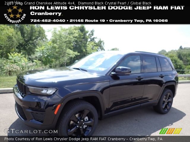 2023 Jeep Grand Cherokee Altitude 4x4 in Diamond Black Crystal Pearl